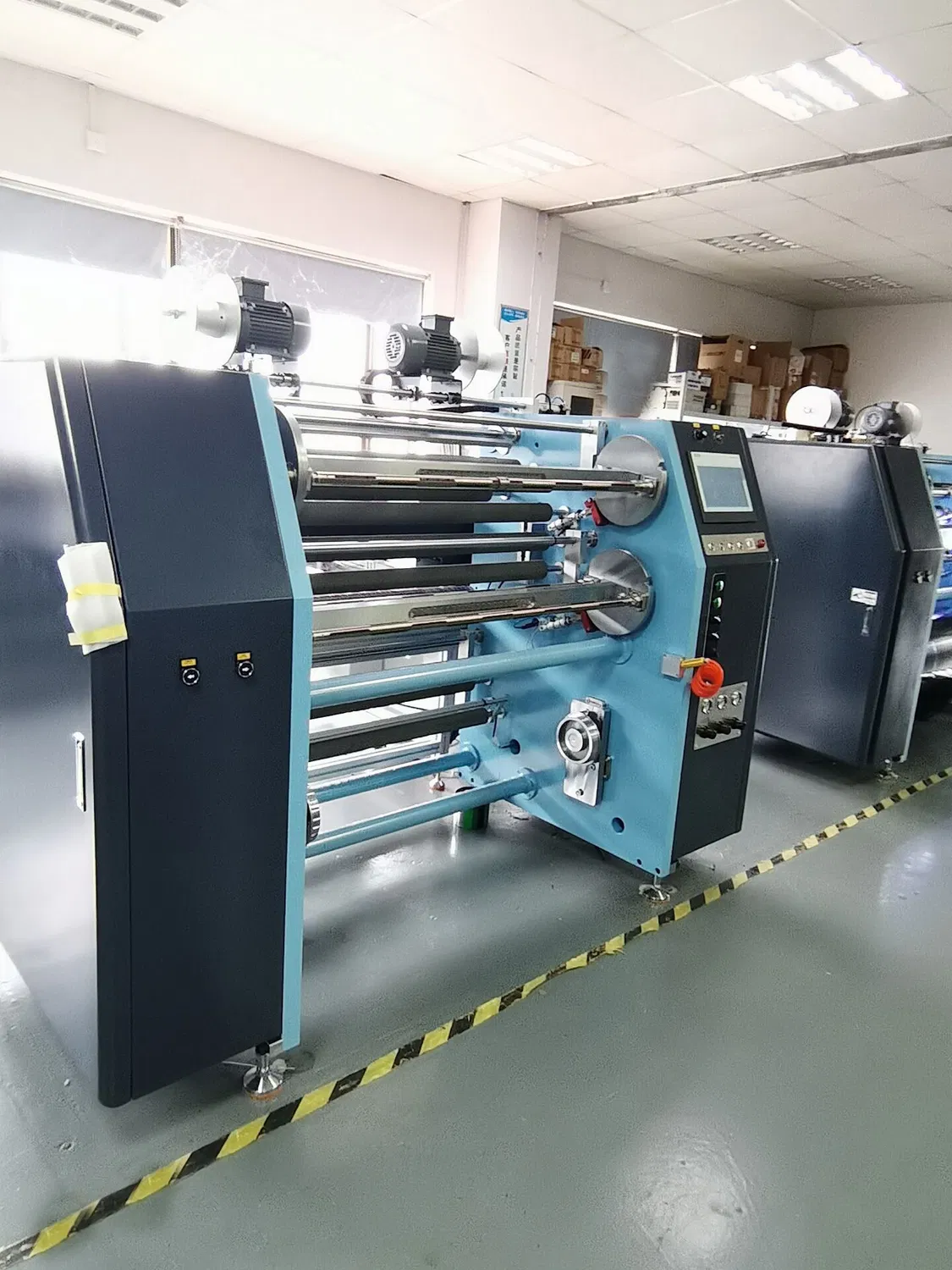Macchina da taglio automatica TTR, nuovissima macchina ribobinatrice per il taglio di film estensibile